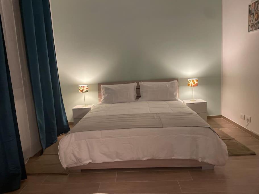 דירות פלרמו Terrazza L Emiro Casa Vacanze מראה חיצוני תמונה